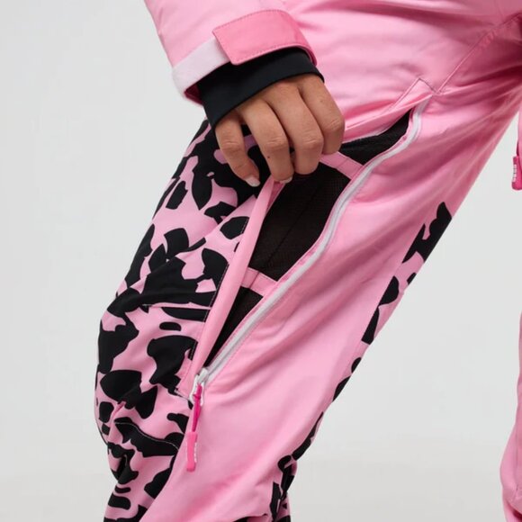 NEW OOSC Curved Ski Suit - Waterproof, Insulated for women 1225 16s8 - Picture 8 of 15